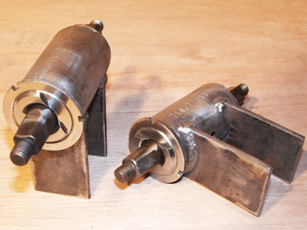 Sociable Tandem Trike - adjustable bottom brackets